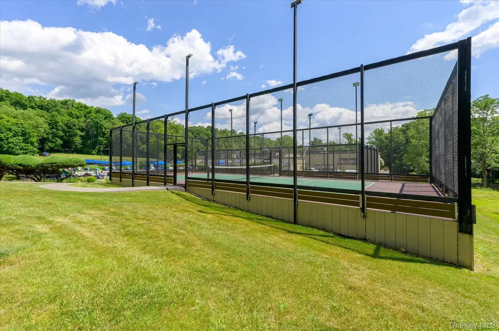 392 Heritage Hills Somers NY 10589