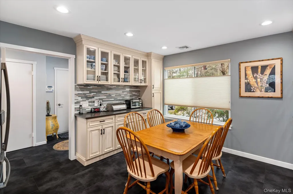 392 Heritage Hills Somers NY 10589