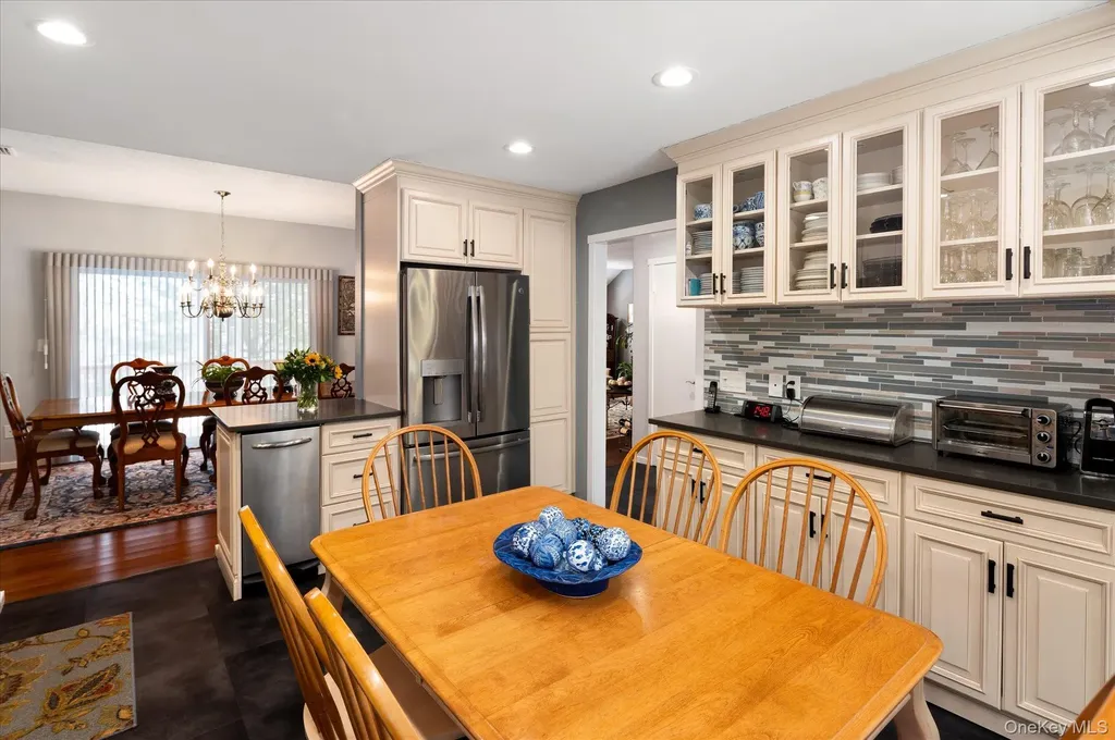 392 Heritage Hills Somers NY 10589