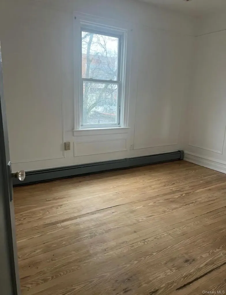 854 E 229th Street Bronx NY 10466