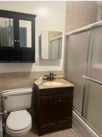 854 E 229th Street Bronx NY 10466