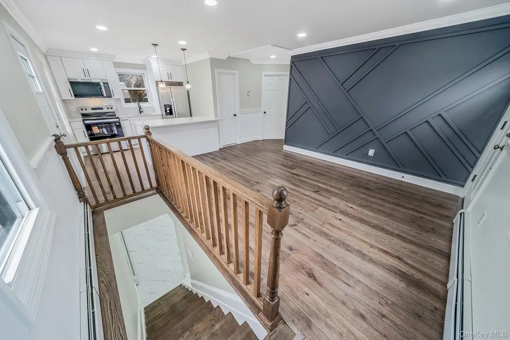 24 Forest Avenue West Babylon NY 11704