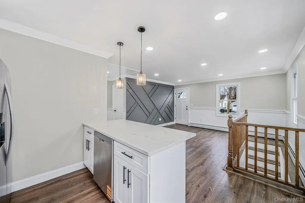24 Forest Avenue West Babylon NY 11704