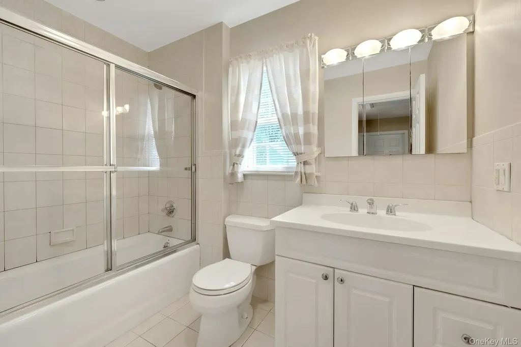 142 Bell Road Scarsdale NY 10583