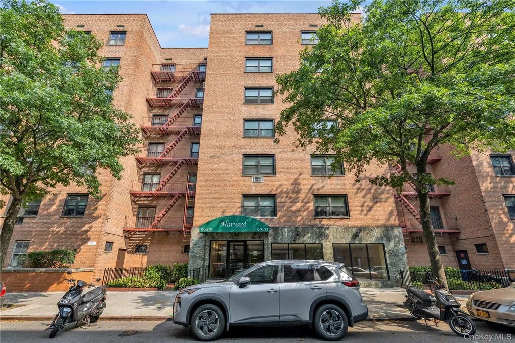 99-05 59 Ave Corona NY 11368