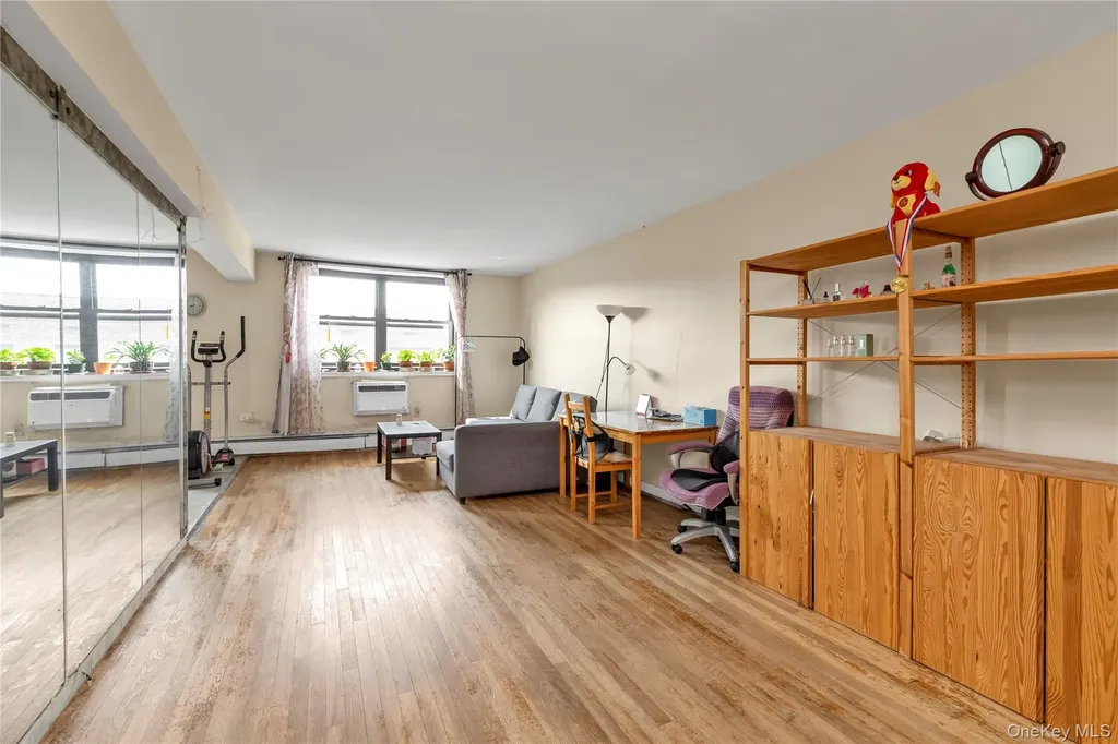 99-05 59 Ave Corona NY 11368