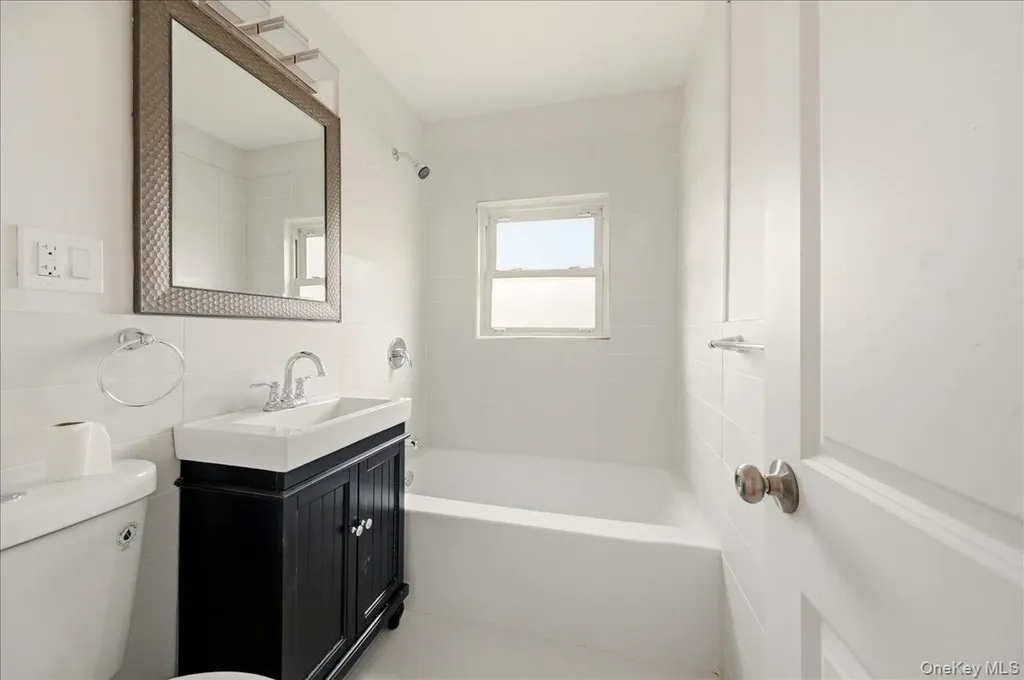 3227 Griswold Avenue Bronx NY 10465