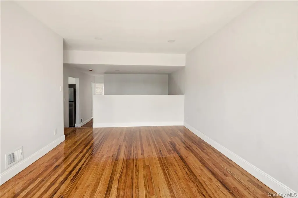 3227 Griswold Avenue Bronx NY 10465