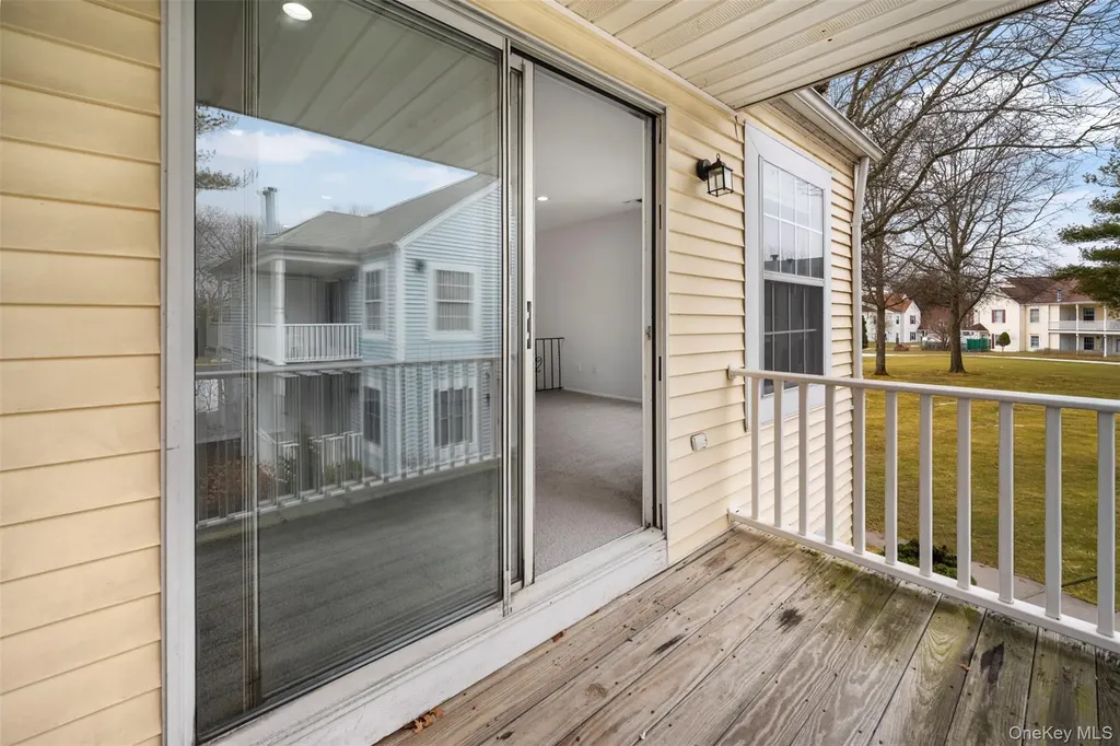 204 Fairview Circle Middle Island NY 11953