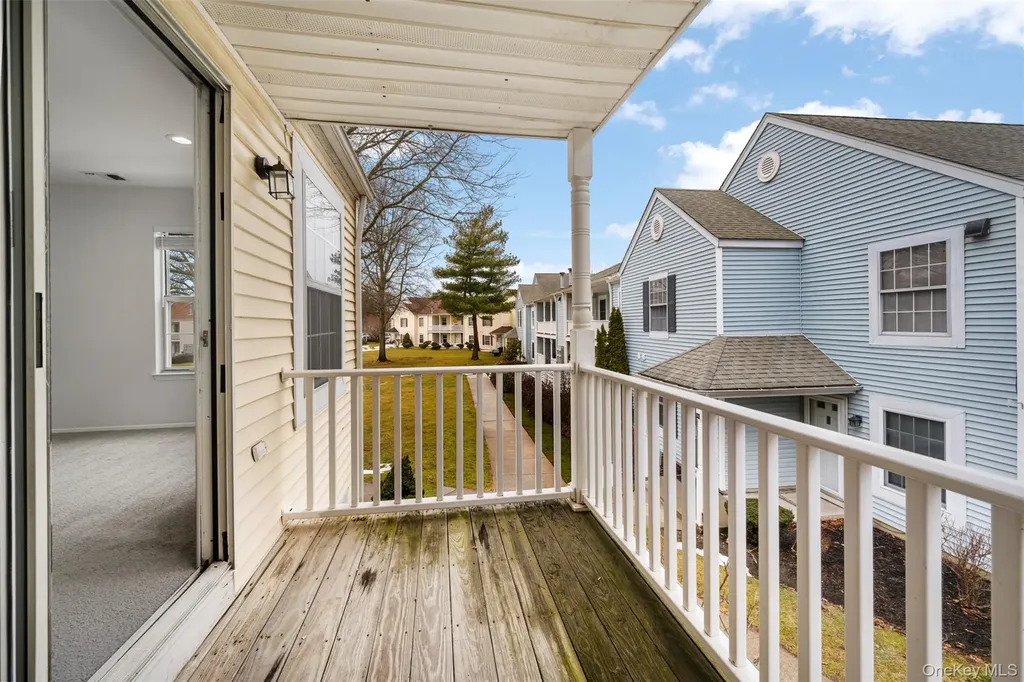 204 Fairview Circle Middle Island NY 11953