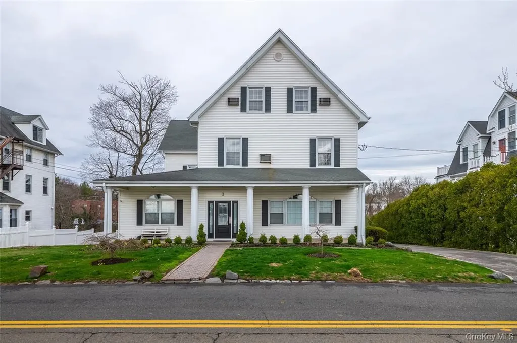 3 Harbor Lane New Rochelle NY 10805