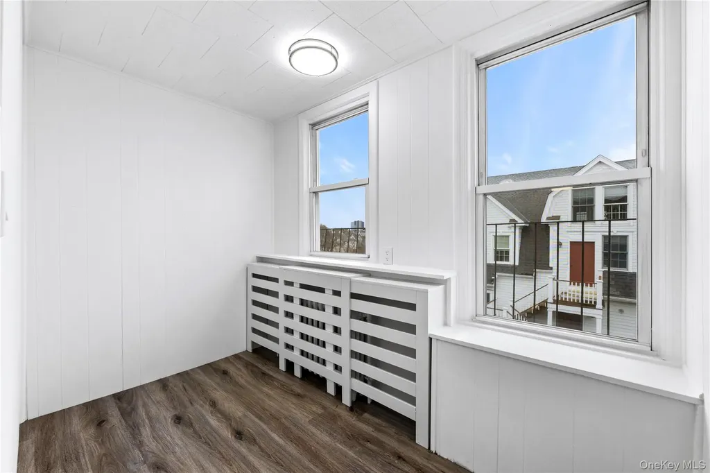 3 Harbor Lane New Rochelle NY 10805