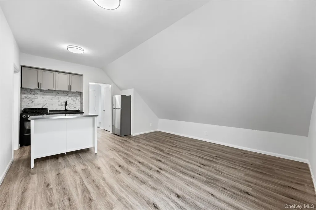 3 Harbor Lane New Rochelle NY 10805