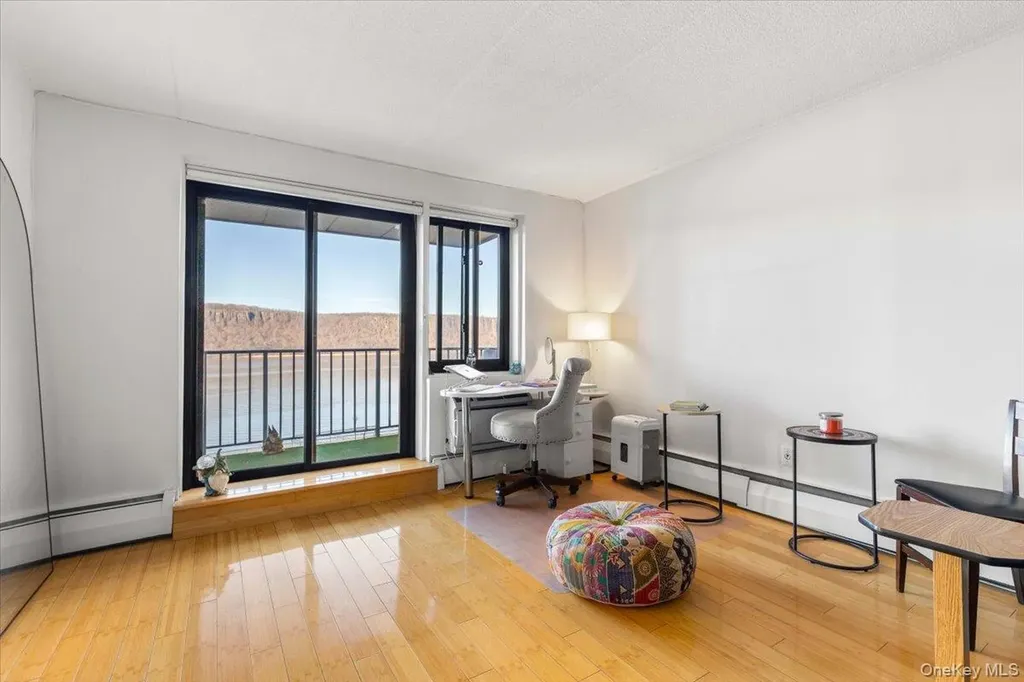 1085 Warburton Avenue Yonkers NY 10701
