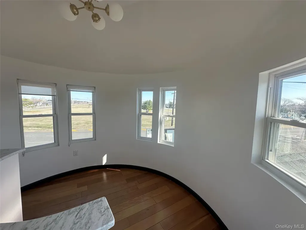 2041 Park Street Atlantic Beach NY 11509