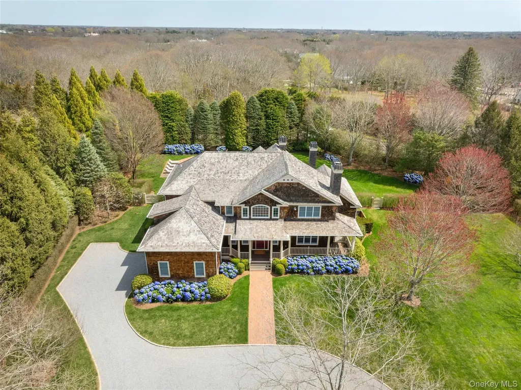 3 Whispering Fields Court Water Mill NY 11976