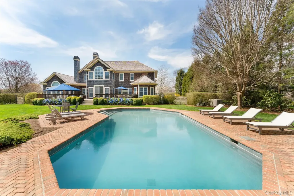 3 Whispering Fields Court Water Mill NY 11976