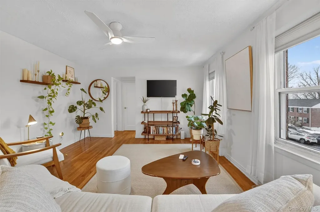 120 N Broadway Irvington NY 10533