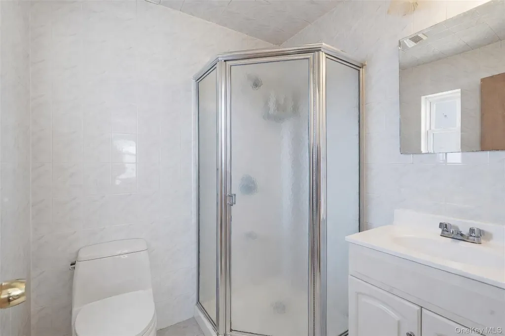 103 Midland Terrace Yonkers NY 10704