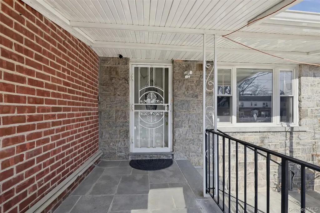 103 Midland Terrace Yonkers NY 10704