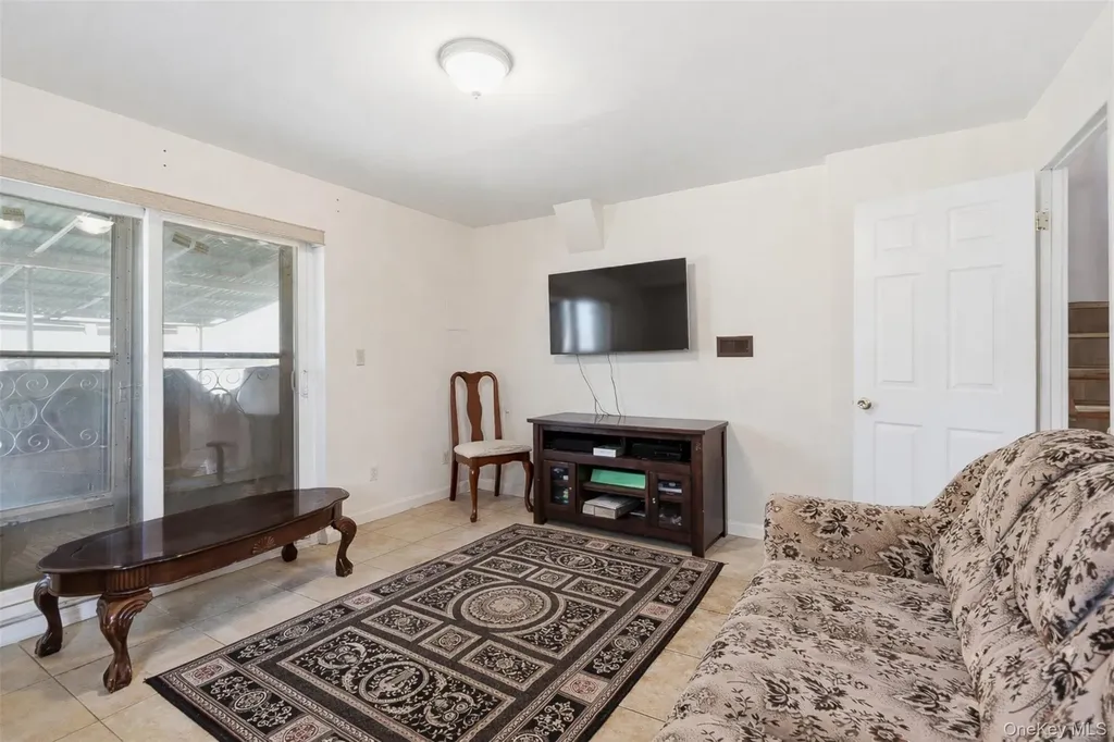 103 Midland Terrace Yonkers NY 10704