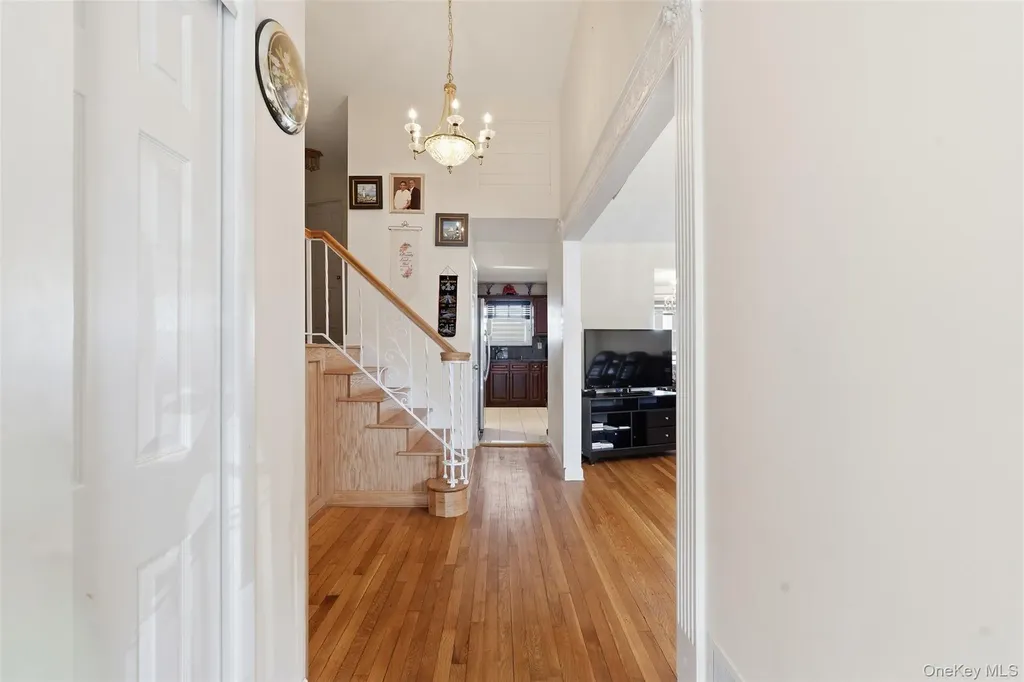 103 Midland Terrace Yonkers NY 10704