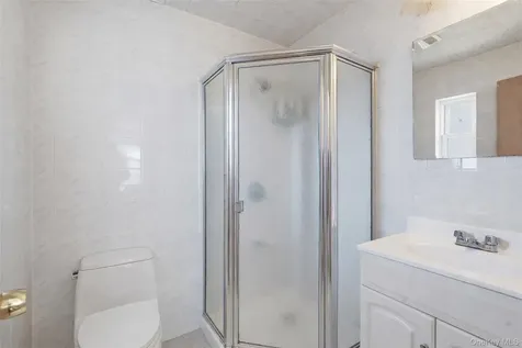 103 Midland Terrace Yonkers NY 10704