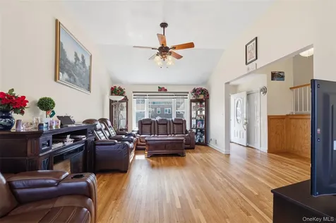 103 Midland Terrace Yonkers NY 10704