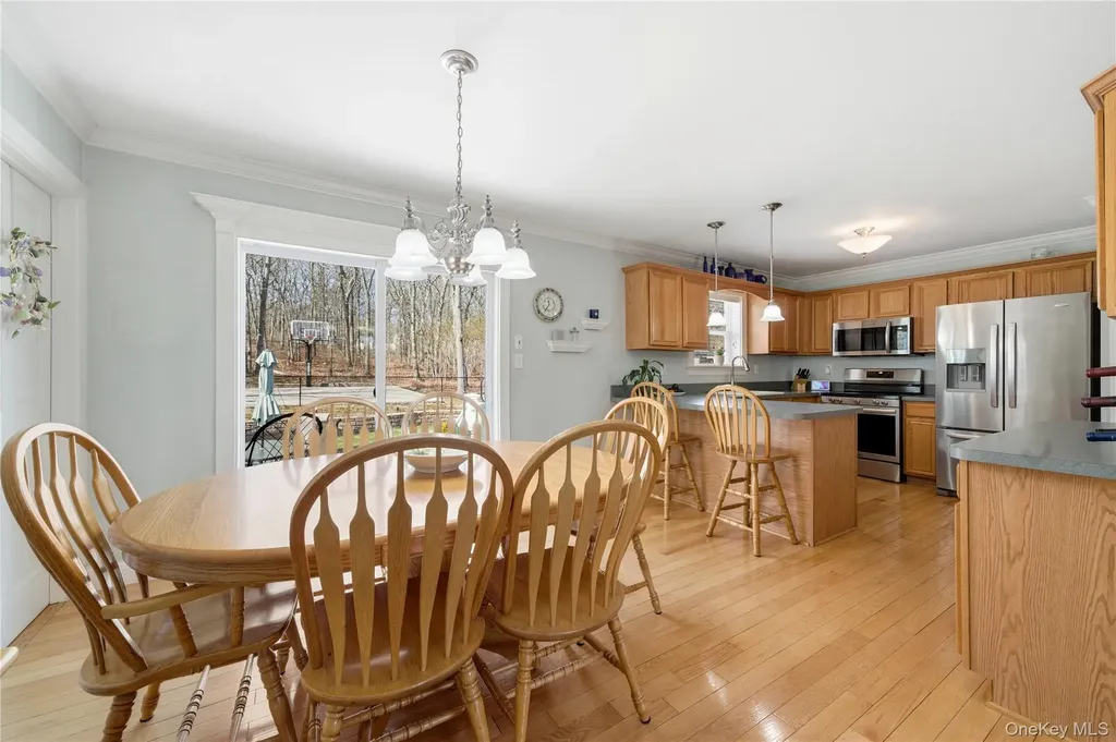 4 Doral Lane Yaphank NY 11980