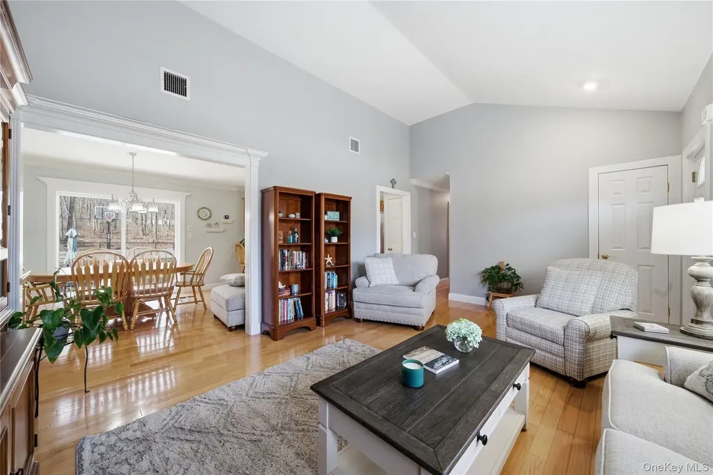 4 Doral Lane Yaphank NY 11980