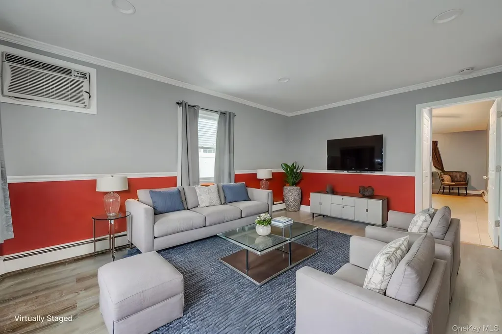 27 Mallard Road Levittown NY 11756