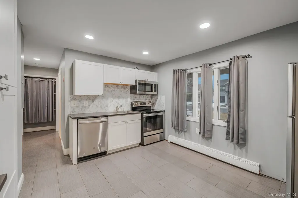 27 Mallard Road Levittown NY 11756