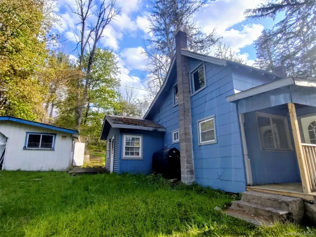 1131 County Route 31 Glen Spey NY 12737