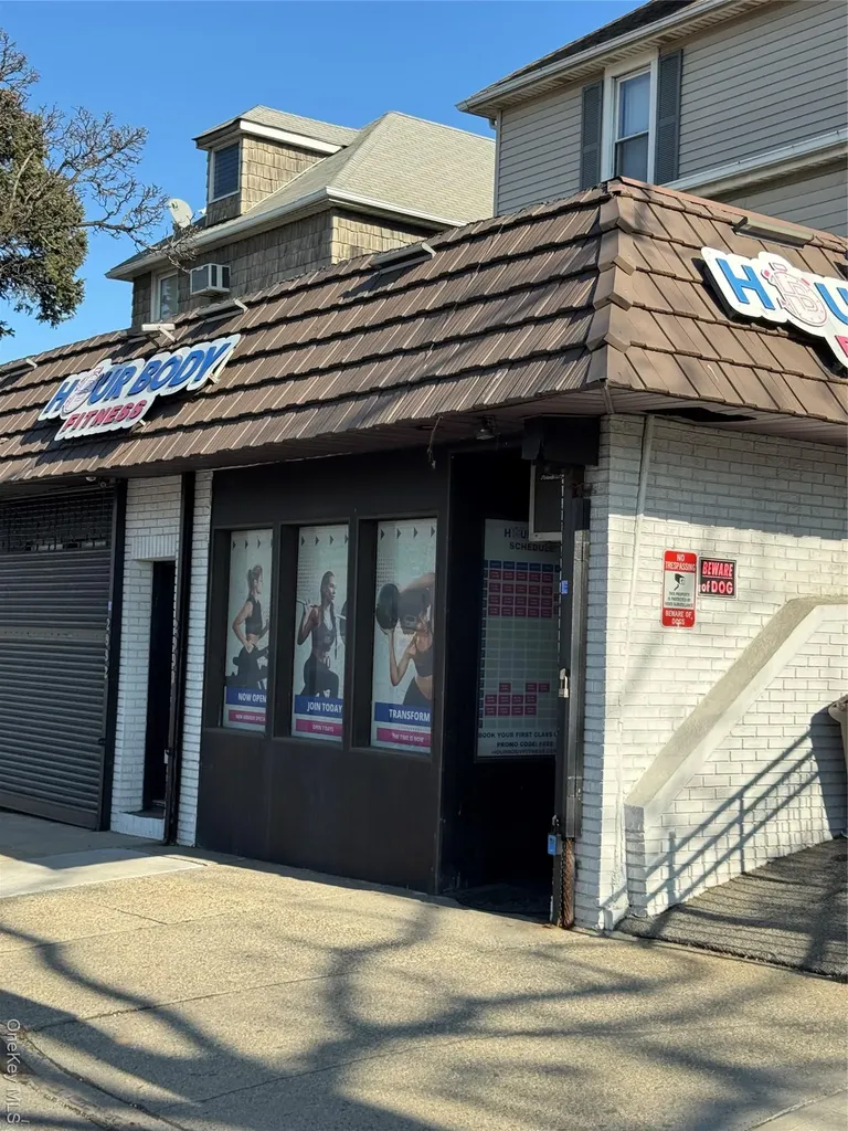2990 Bruckner Boulevard Bronx NY 10465
