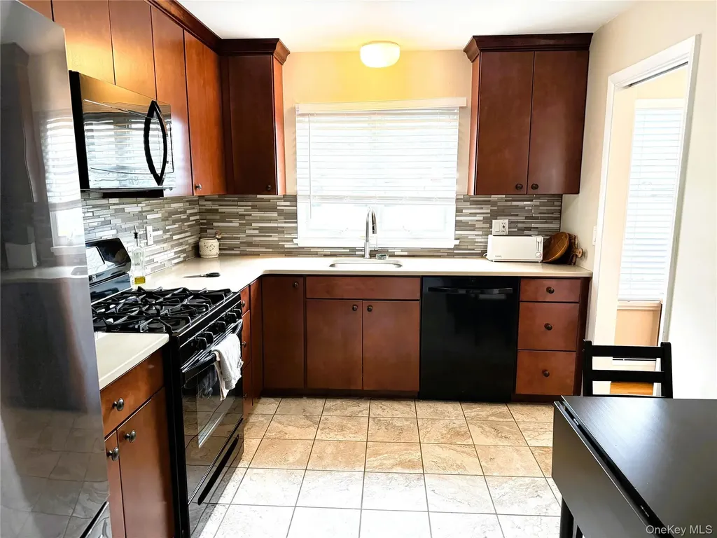 11 Barnett Drive Monroe NY 10950