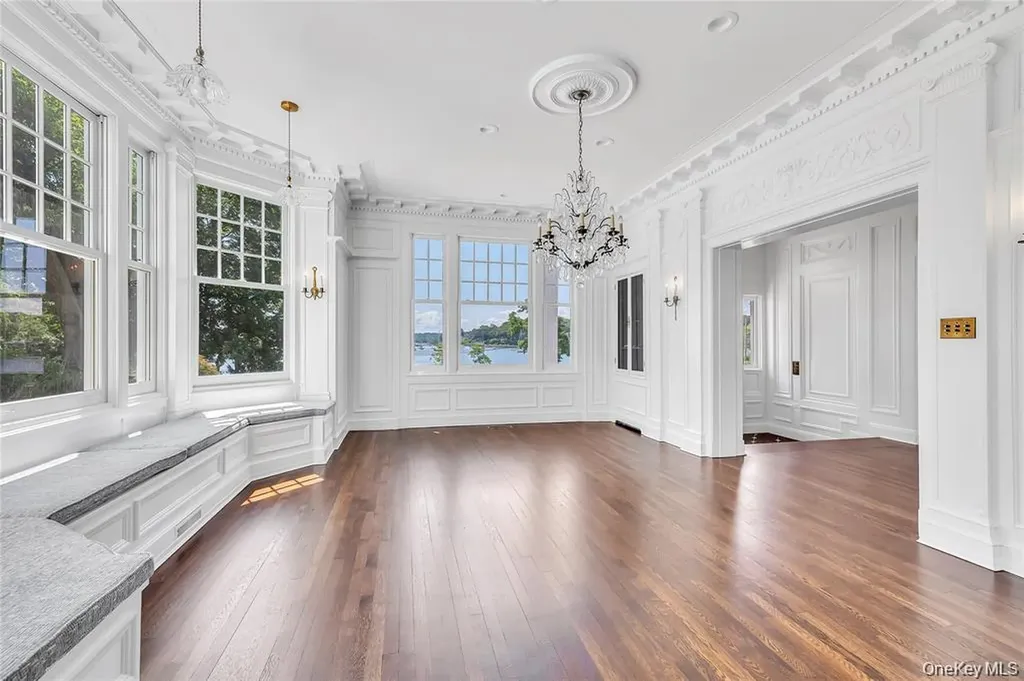 158 E Shore Road Huntington Bay NY 11743