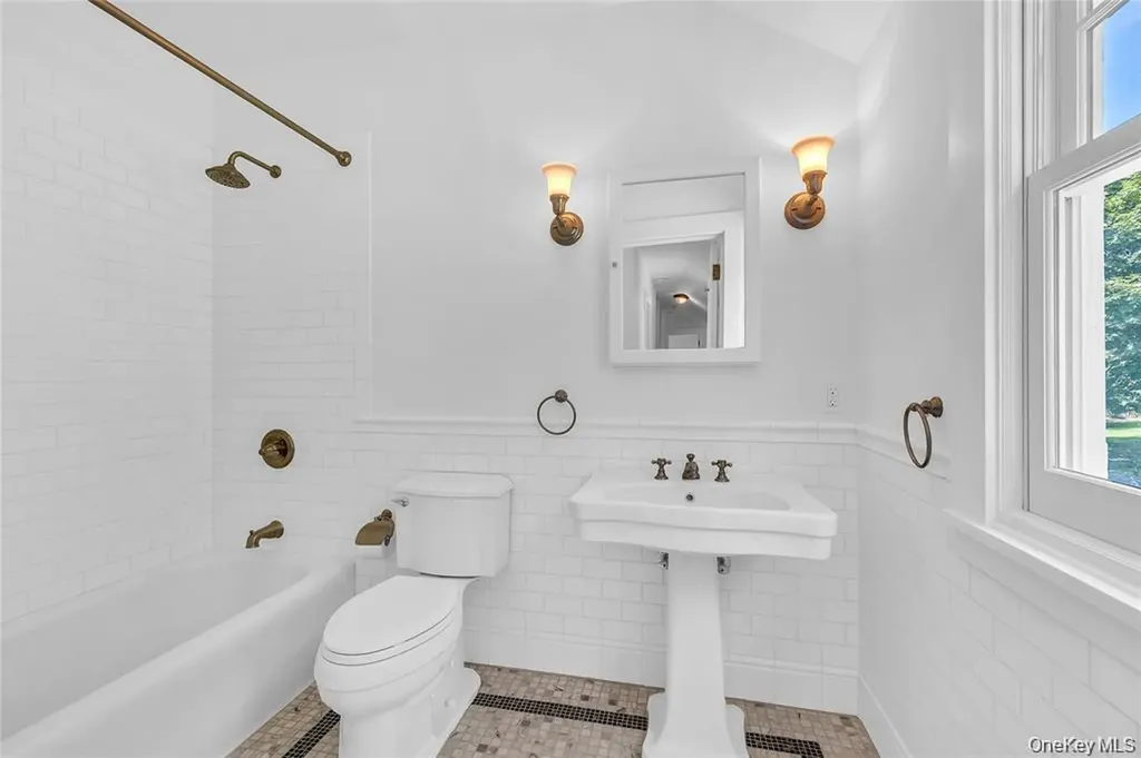 158 E Shore Road Huntington Bay NY 11743