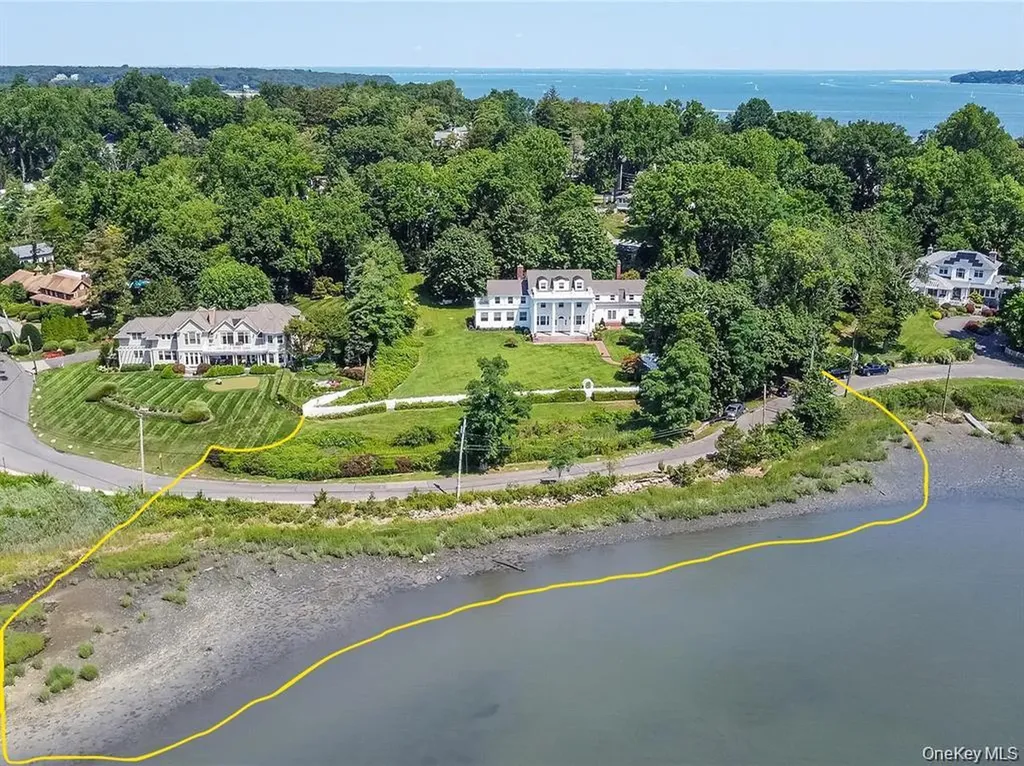 158 E Shore Road Huntington Bay NY 11743