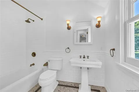 158 E Shore Road Huntington Bay NY 11743