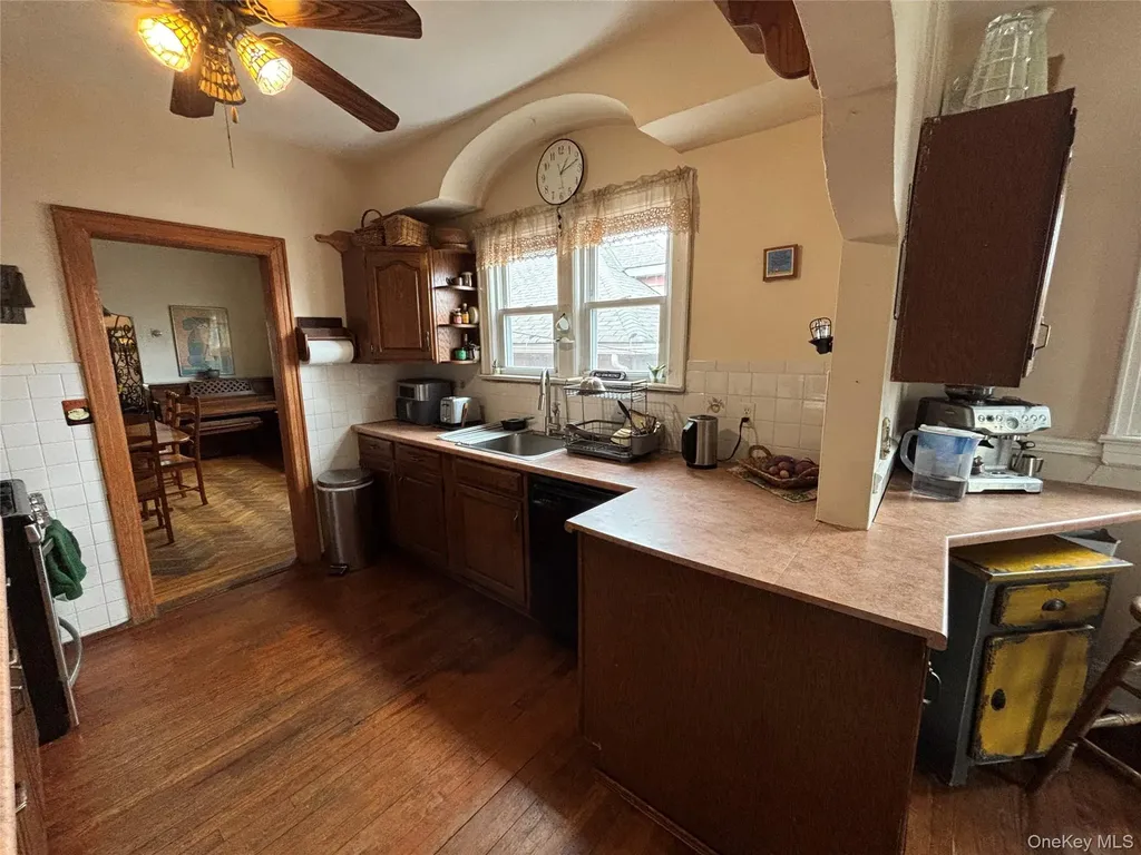 329 E Chester Street Long Beach NY 11561