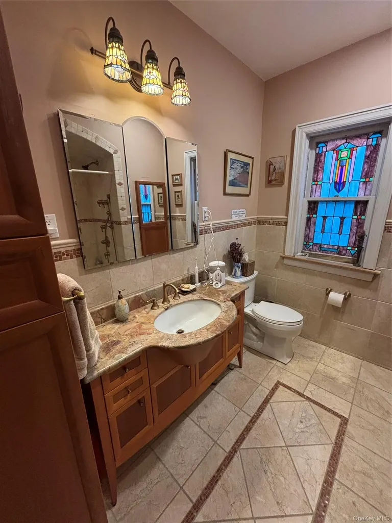 329 E Chester Street Long Beach NY 11561