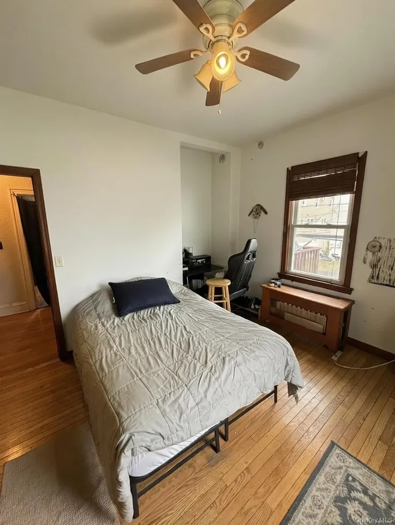 329 E Chester Street Long Beach NY 11561