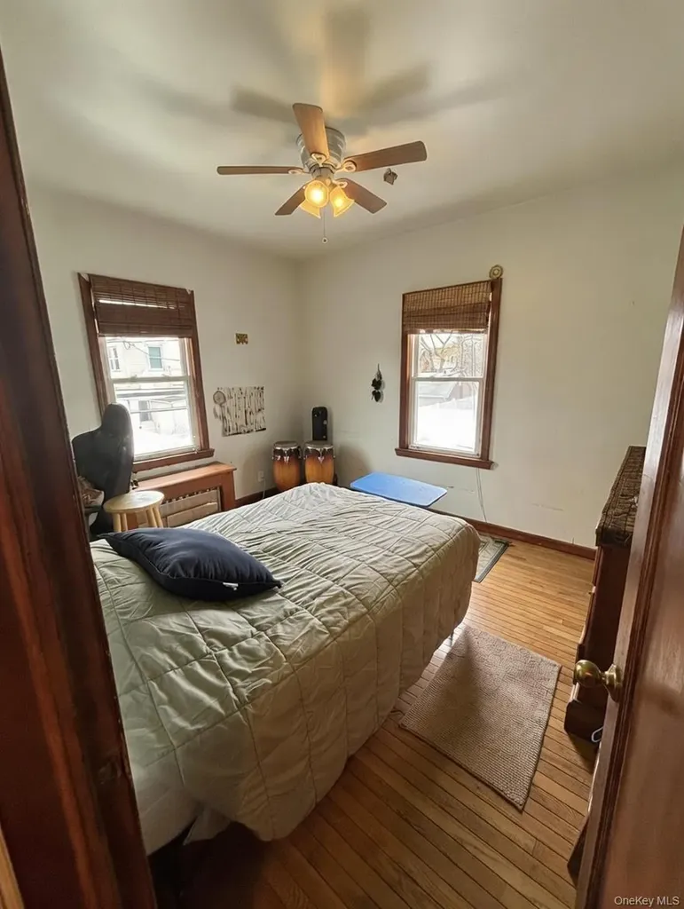 329 E Chester Street Long Beach NY 11561