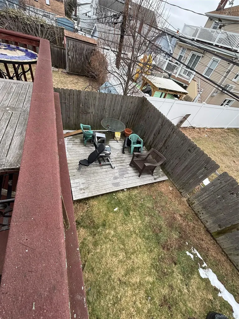 329 E Chester Street Long Beach NY 11561