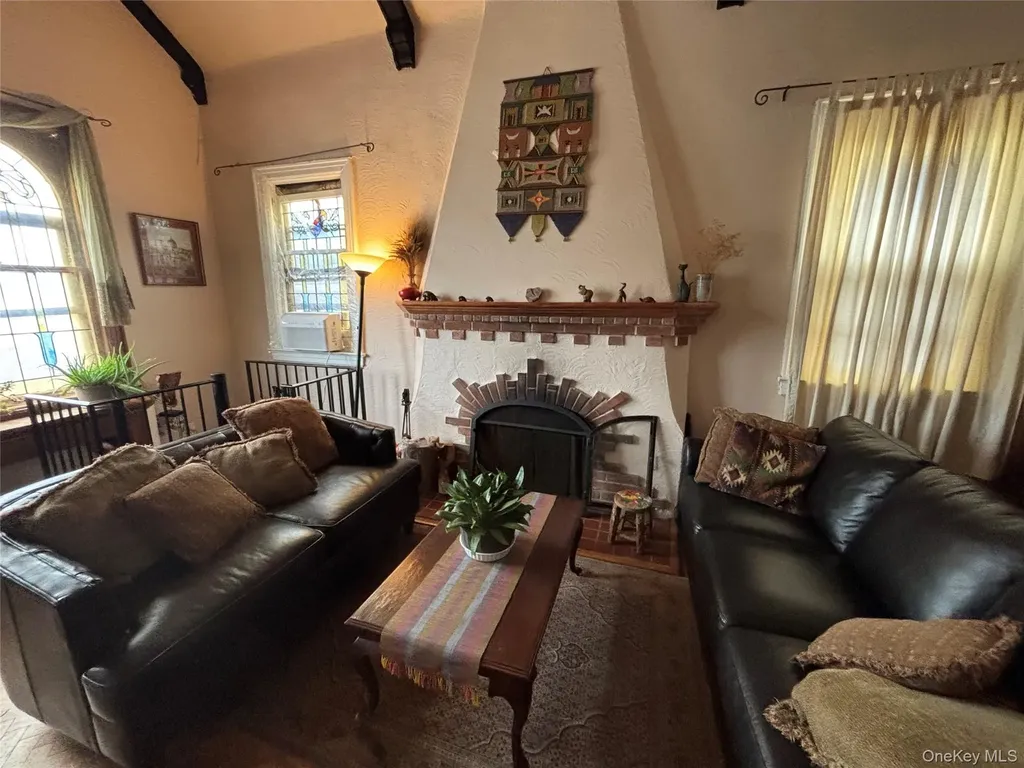 329 E Chester Street Long Beach NY 11561
