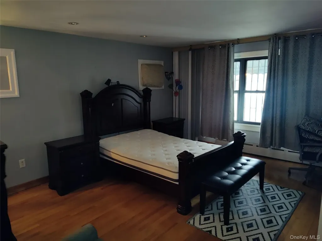 872 E 48th Street Brooklyn NY 11203