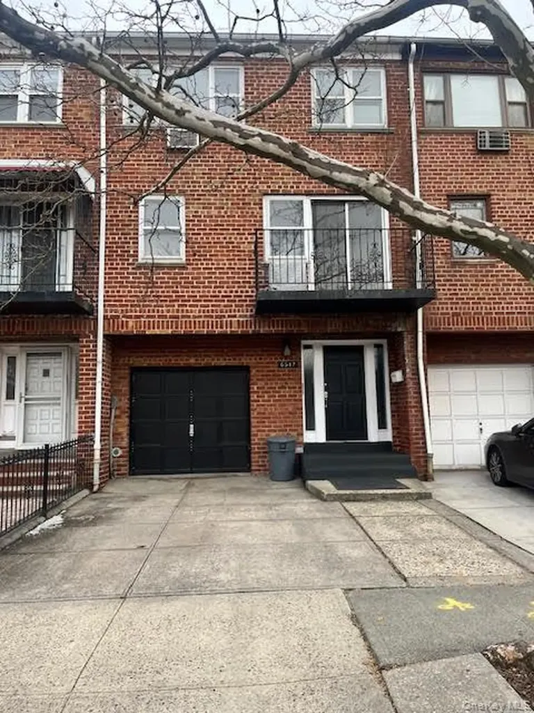 6512 Maurice Avenue Woodside NY 11377