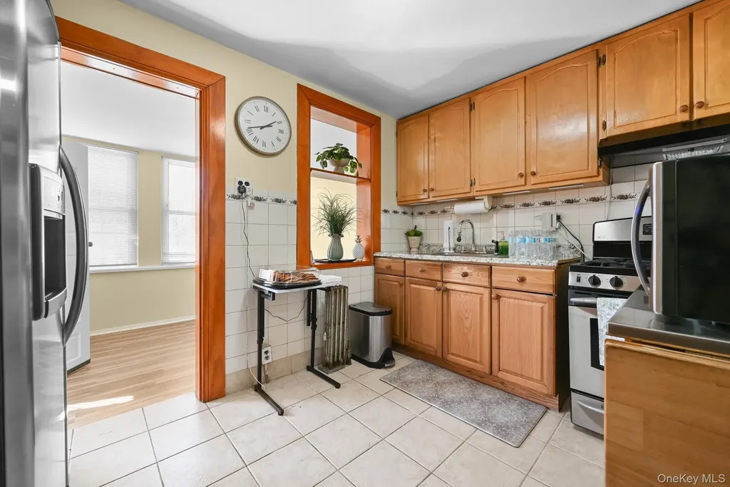 54 Chestnut Street Brooklyn NY 11208