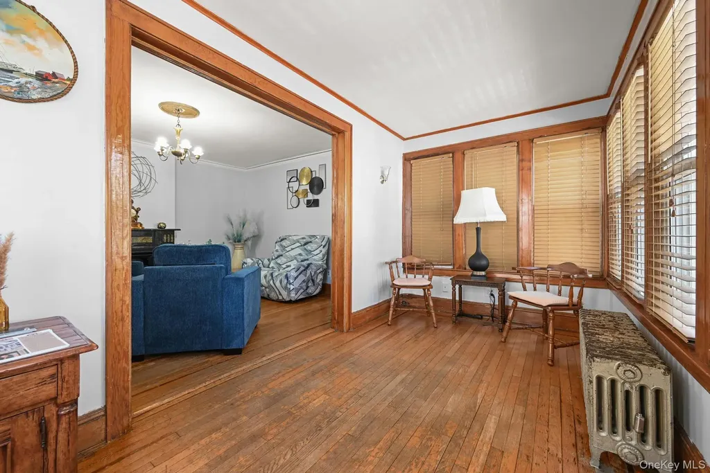 54 Chestnut Street Brooklyn NY 11208