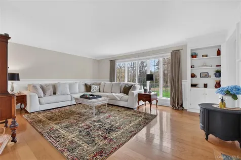 58 Dutchess Hill Road Poughkeepsie NY 12601